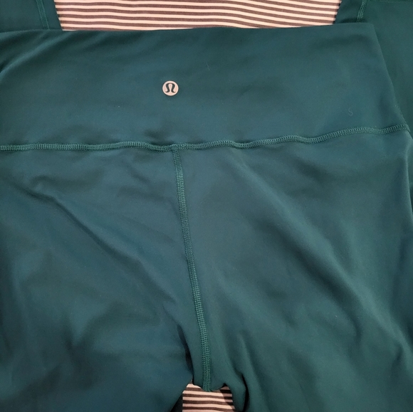 Wunder Under Train - Picture 3 of 3